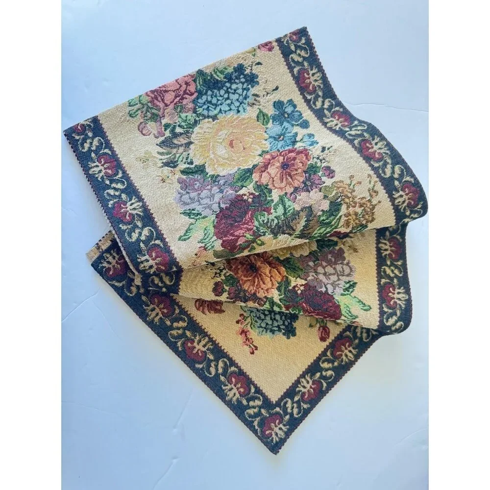 Romantex VTG Victorian Floral Tapestry Table Runner Tablecloth Cotton Floral